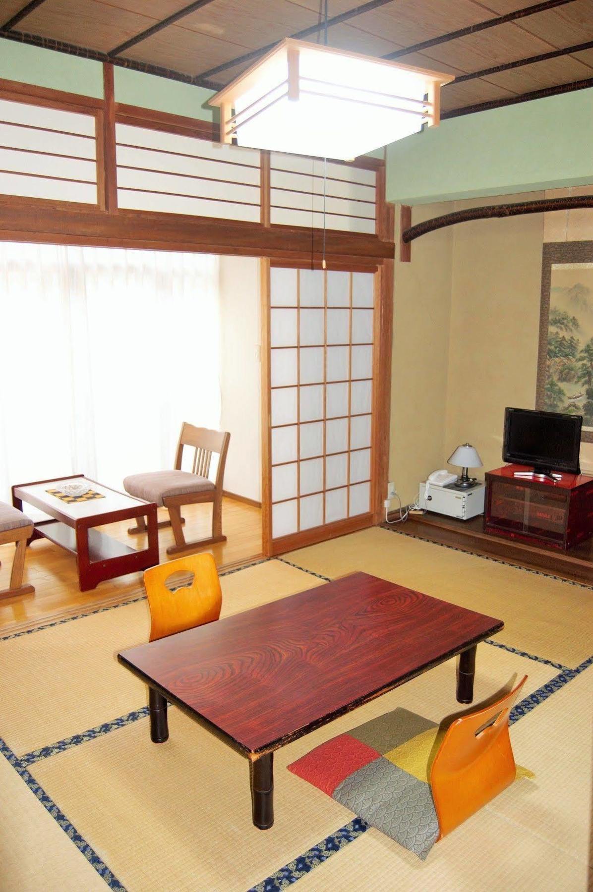 Ryokan Tsuruya Intaku Юфу Экстерьер фото